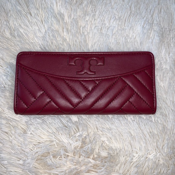 Tory Burch Handbags - BRAND NEW Tory Burch Wallet